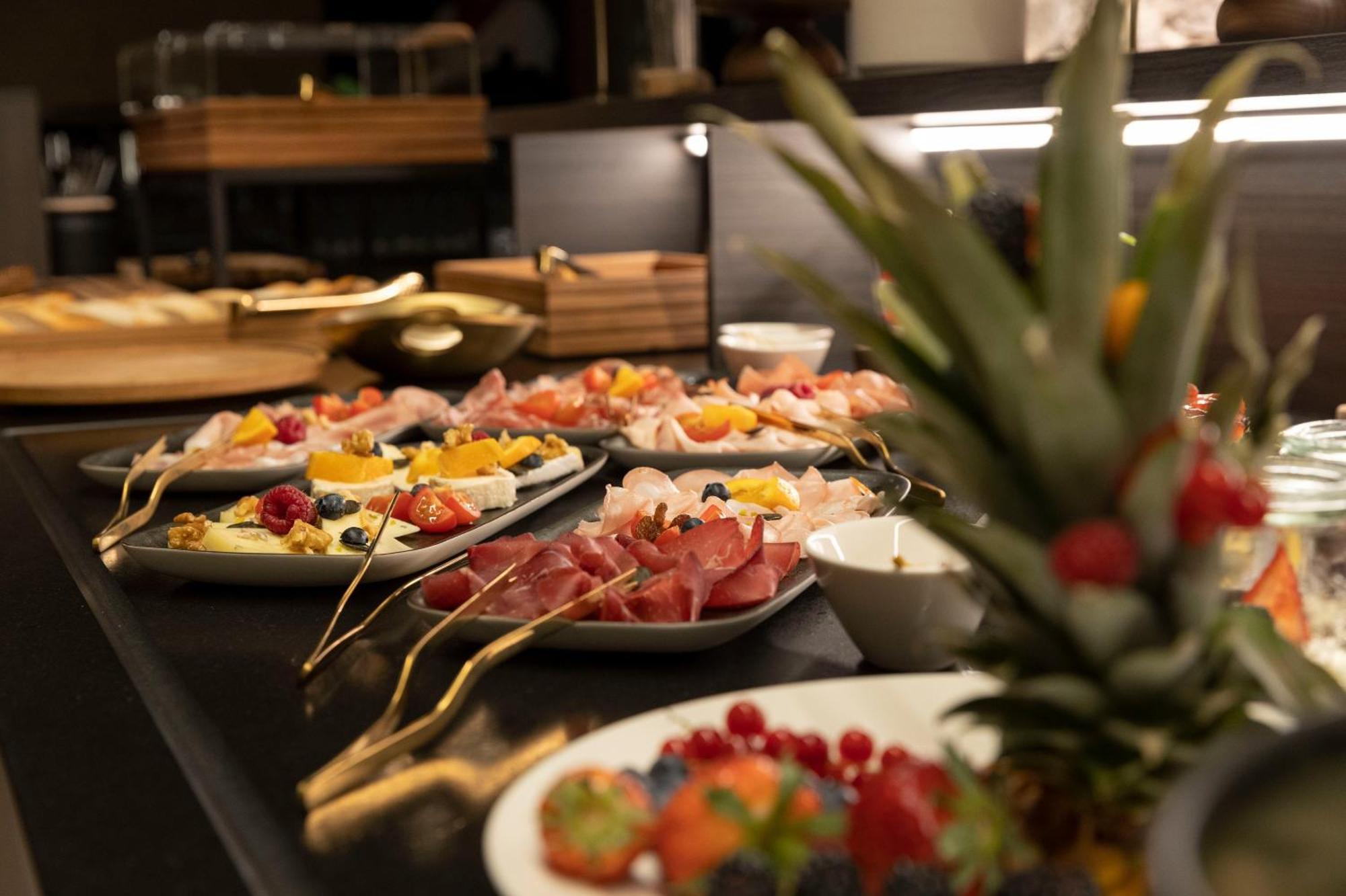 Ansitz Battisti Suites (Adults Only) Caldaro Ngoại thất bức ảnh